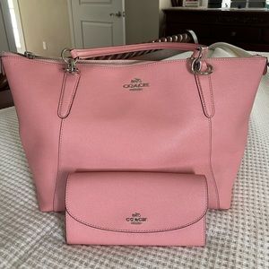 Light Pink Coach Purse & Wallet